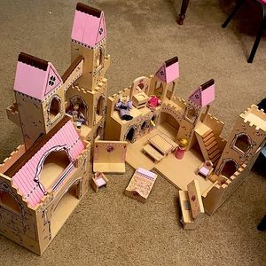 Melissa & Doug Medieval Castle with furniture